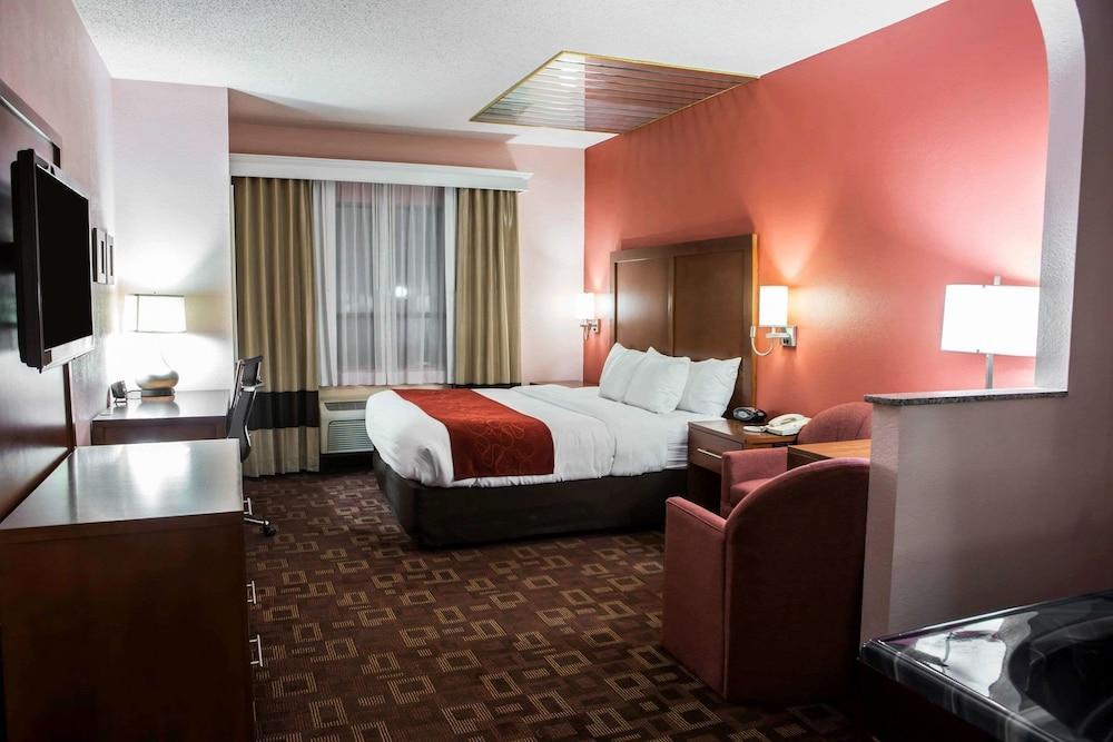 Comfort - Near The Galleria Hotel