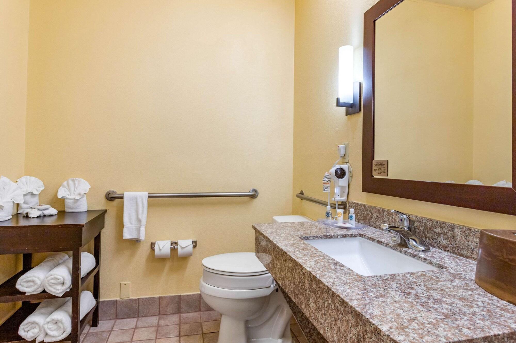 Comfort - Near The Galleria 3*